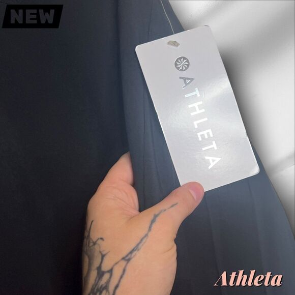 New Athleta Swing Forward Pleated Tank – Black – Size Small - Picture 2 of 8